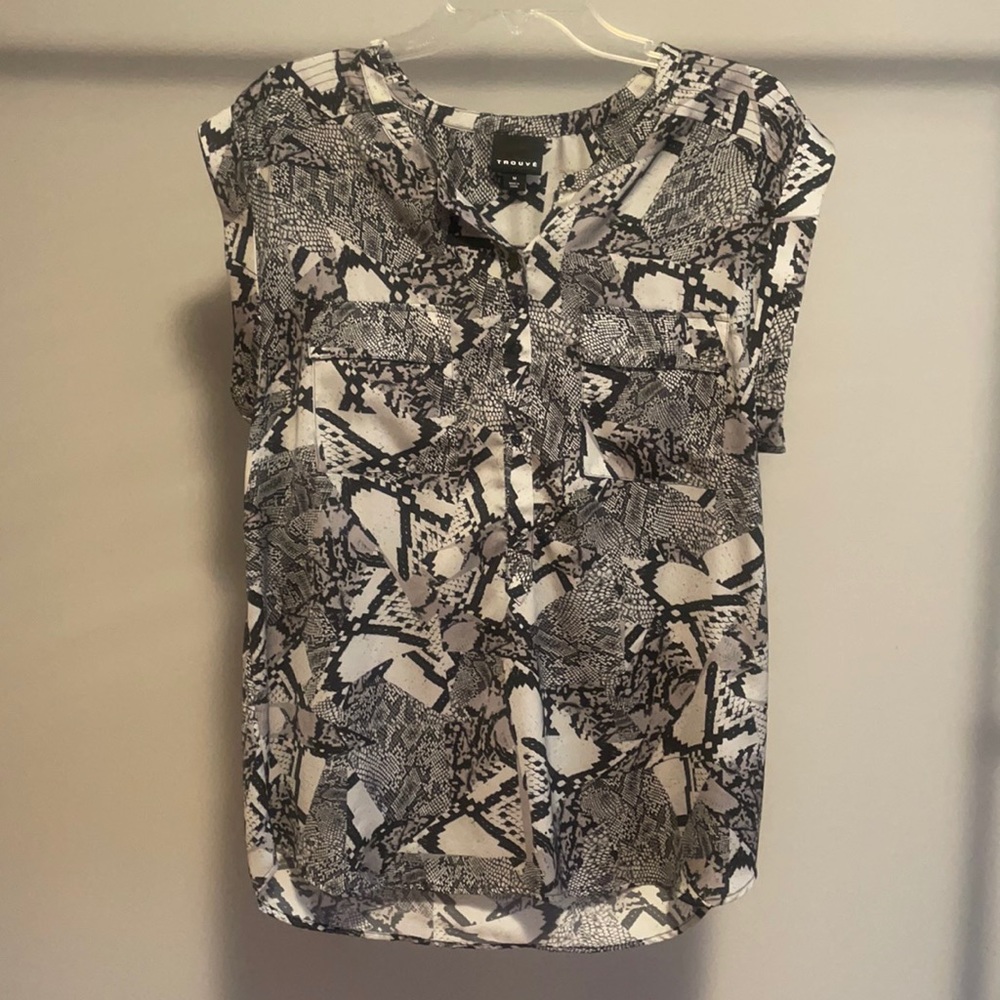 TROUVE Snake Print Cap Sleeve Top